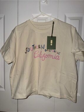 DAILY DRILLS Southern California Graphic Tee - Cream with Pastel Print